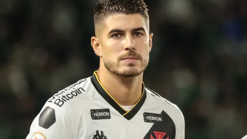 Foto: Robson Mafra/AGIF - Situação de Pedro Raul vira assunto no Vasco