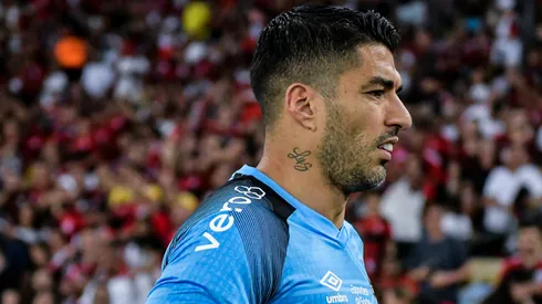 RJ – RIO DE JANEIRO – 11/06/2023 – BRASILEIRO A 2023, FLAMENGO X GREMIO – Suarez jogador do Gremio durante aquecimento antes da partida contra o Flamengo no estadio Maracana pelo campeonato BRASILEIRO A 2023. Foto: Thiago Ribeiro/AGIF