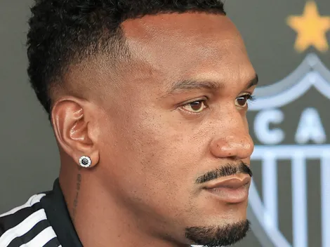 REVOLTADA! Torcida do Atlético 'senta o verbo' contra Edenílson +2 