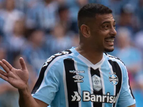 Camisa 9 pode ‘roubar’ vez de Diego Souza e antecipar saída do Grêmio