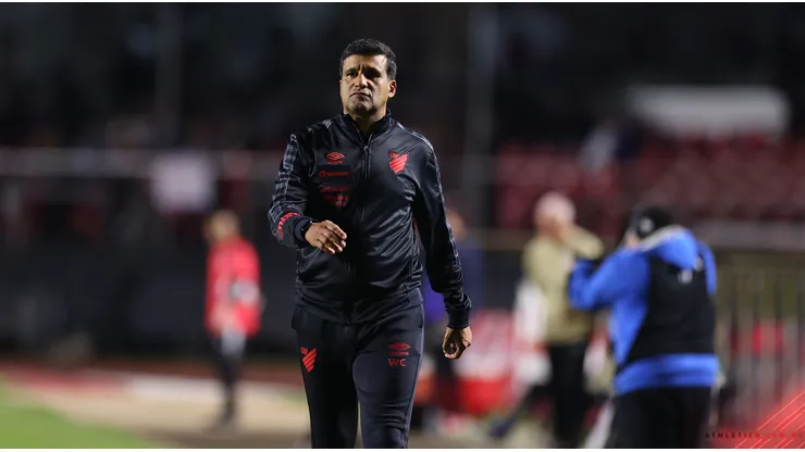 Foto: Gustavo Oliveira/athletico.com.br - Wesley Carvalho ganha problemão no Furacão.