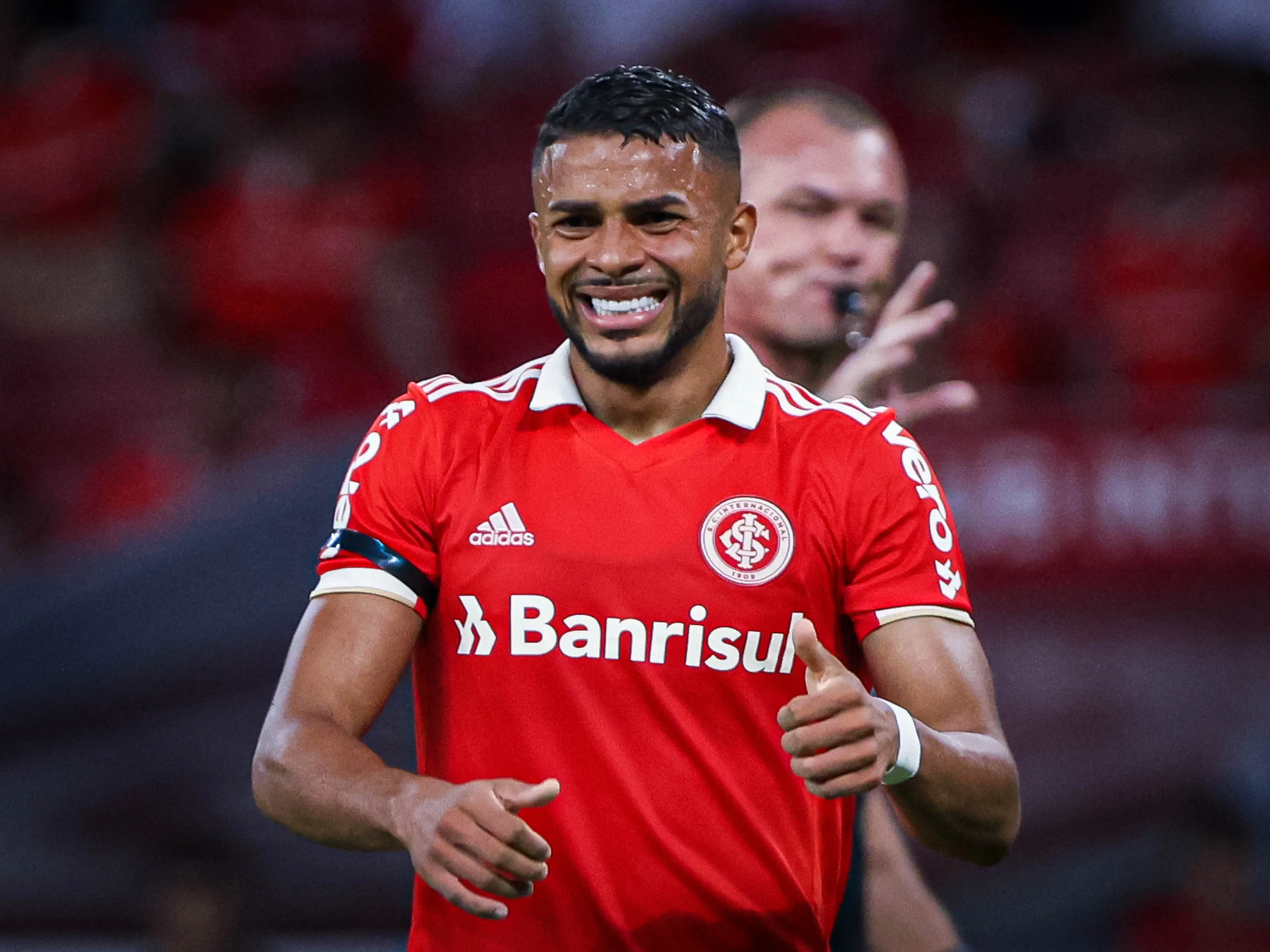 Mano explica situação de Wanderson no Inter
