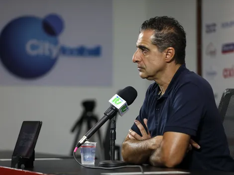 Jogador atrai interesse de equipe sul-africana e pode deixar elenco de Renato Paiva