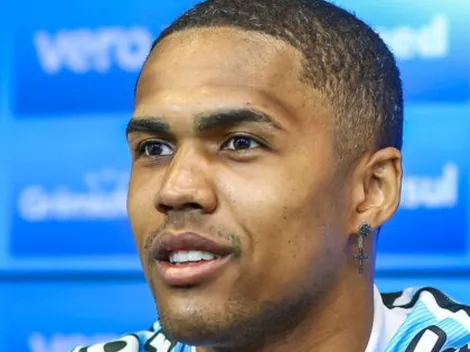 ÚLTIMA HORA! Surge 'bomba' sobre possível vinda de Douglas ao Grêmio 