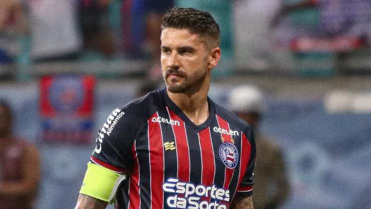 "Sombra" de Everaldo no Bahia recebe sondagens de clube da Série C