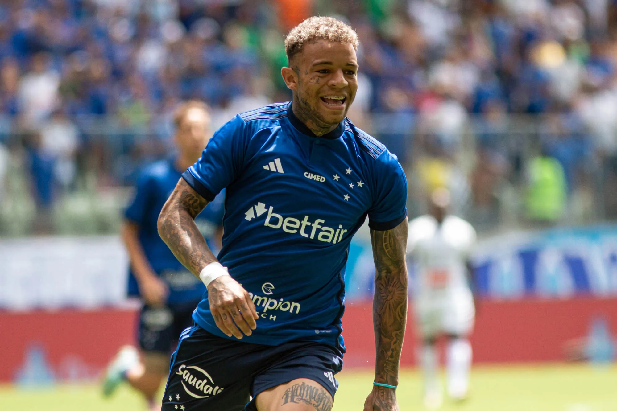 Rafael Bilu, jogador do Cruzeiro - Foto: Fernando Moreno/AGIF