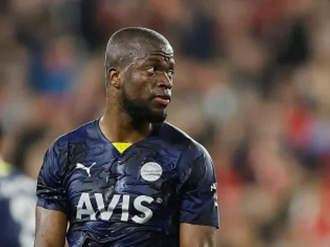 Jornalista 'detona' Enner Valencia ao compará-lo com atacante de rival do Internacional