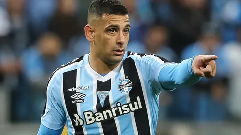 Foto: Pedro H. Tesch/AGIF - Diego Souza pode encerrar a carreira em outra equipe brasileira.