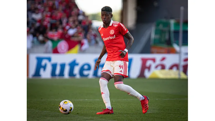 Foto: Maxi Franzoi/AGIF - Vitão deve permanecer no Colorado.