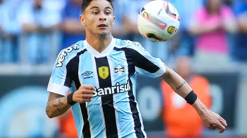 RS – Porto Alegre – 02/04/2022 – GAUCHO 2022, GREMIO X YPIRANGA-RS – Diogo Barbosa jogador do Gremio durante partida contra o Ypiranga no estadio Arena do Gremio pelo campeonato Gaucho 2022. Foto: Pedro H. Tesch/AGIF