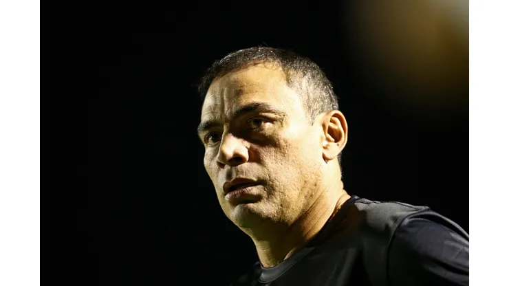 Foto: Heuler Andrey/AGIF - Clemer provoca o Grêmio e agita torcida do Inter