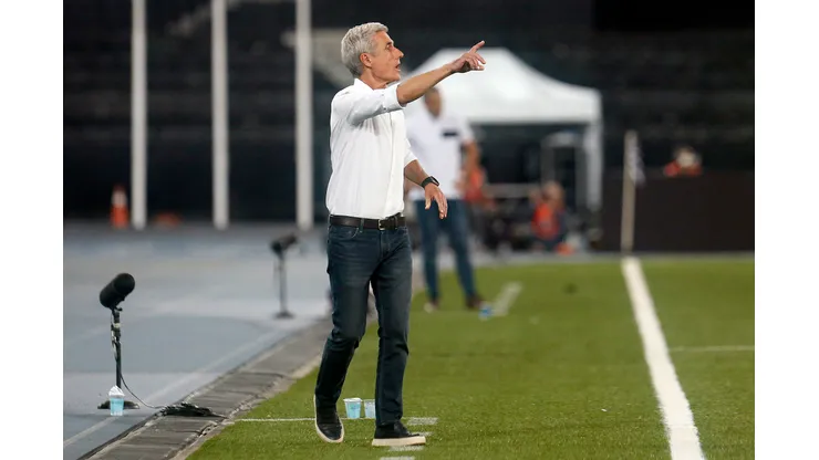 Foto: Vitor Silva/Botafogo - Comentarista fala sobre desempenho de equipe de Luís Castro.