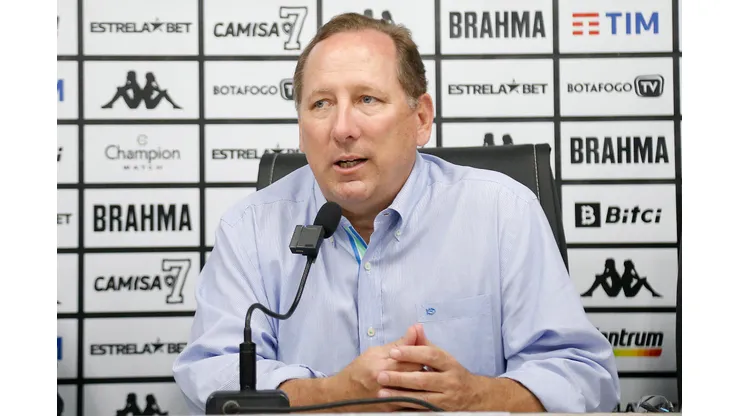 Foto: Vitor Silva/Botafogo - Textor comenta sobre situação de Adryelson e Lucas Perri.