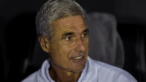 Thiago Ribeiro/AGIF- Luís Castro, técnico do Botafogo