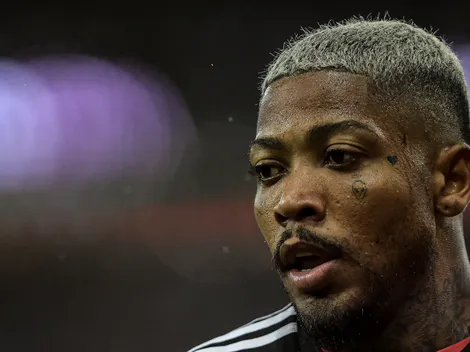 Flamengo 'apronta' com Marinho e pedido é feito para jogar no Vasco