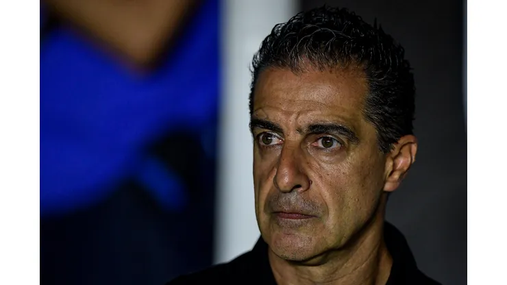 RJ - RIO DE JANEIRO - 01/05/2023 - BRASILEIRO A 2023, VASCO X BAHIA - Renato Paiva tecnico do Bahia durante partida contra o Vasco no estadio Sao Januario pelo campeonato BRASILEIRO A 2023. Foto: Thiago Ribeiro/AGIF