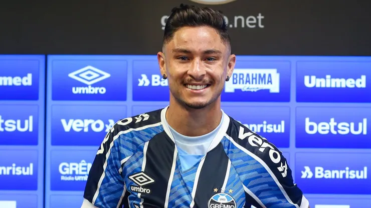 Foto: Lucas Uebel/GREMIO FBPA - Diogo Barbosa pode deixar o Grêmio