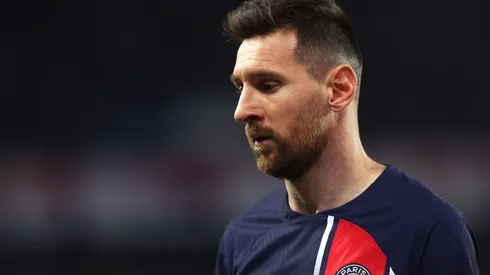 Julian Finney/Getty Images- Messi em sua passagem pelo PSG