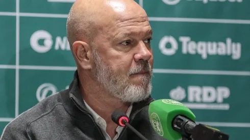 Foto: Robson Mafra/AGIF – Zago deve ter elenco fortalecido para o segundo semestre.
