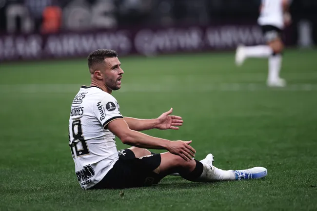 Foto: Ettore Chiereguini/AGIF – Junior Moraes