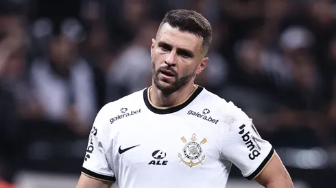 Alessandro volta a falar sobre Junior Moraes e expõe polêmica no Corinthians