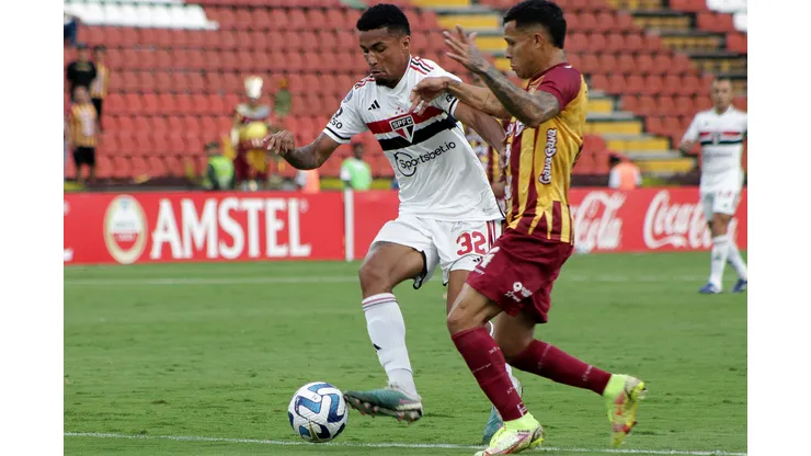 Vizzor Imagem/AGIF- Tolima e São Paulo no primeiro duelo ds Sul-Americana 2023