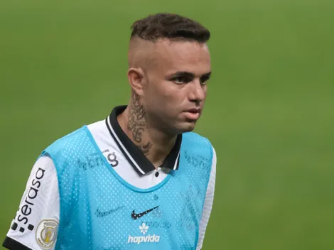 Luan 'apronta na noite' e vídeo chega voando no Grêmio