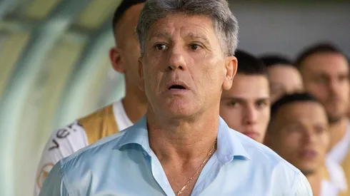 MT - CUIABA - 30/04/2023 - BRASILEIRO A 2023, CUIABA X GREMIO - Renato Portaluppi tecnico do Gremio durante partida contra o Cuiaba no estadio Arena Pantanal pelo campeonato BRASILEIRO A 2023. Foto: Gil Gomes/AGIF