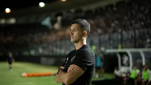 Foto: Jorge Rodrigues/AGIF - Barbieri deve ter desfalque importante no Vasco.