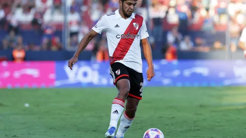 Photo by Daniel Jayo/Getty Images - Vasco acerta com Robert Rojas