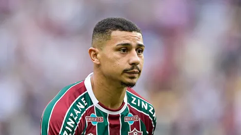 Jornal europeu dá notícia sobre André que preocupa torcida do Fluminense