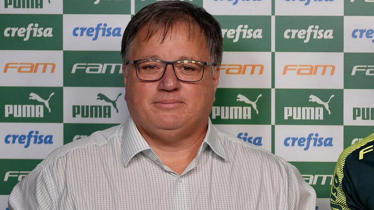 Torcida do Palmeiras toma atitude contra Anderson Barros