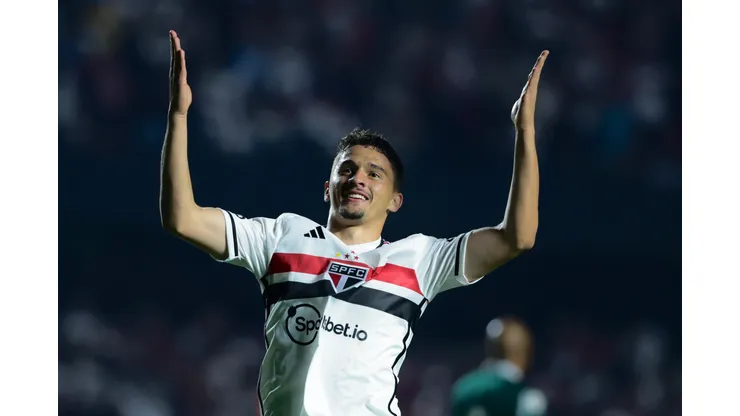 Foto: Marcello Zambrana/AGIF - São Paulo mira volante para jogar ao lado de Pablo Maia