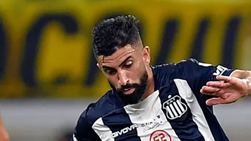 Photo by Hernan Cortez/Getty Images - Presidente do Talleres se pronuncia sobre Michael Santos