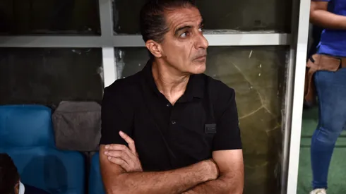 Foto: Walmir Cirne/AGIF - Renato Paiva recebe boas novas sobre contratação.