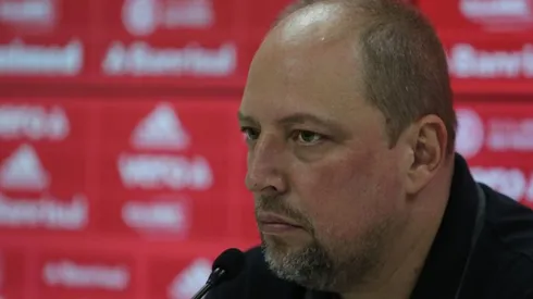 Longe de POA! Alvo de Barcellos pro Internacional acerta com novo clube