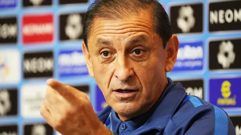 SAITAMA, JAPAN - MAY 05: Al-Hilal head coach Ramon Diaz speaks ahead of the AFC Champions League final second leg between Urawa Red Diamonds and Al-Hilal at Saitama Stadium on May 05, 2023 in Saitama, Japan. (Photo by Etsuo Hara/Getty Images)