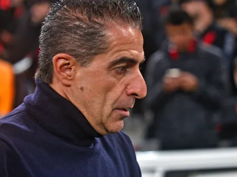 Jornalista expõe atitude de diretoria sobre futuro de Renato Paiva e agita torcida