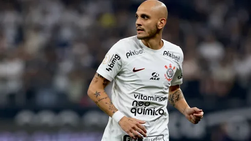 Foto: Marcello Zambrana/AGIF - Fábio Santos abre o jogo sobre futuro de sua carreira.