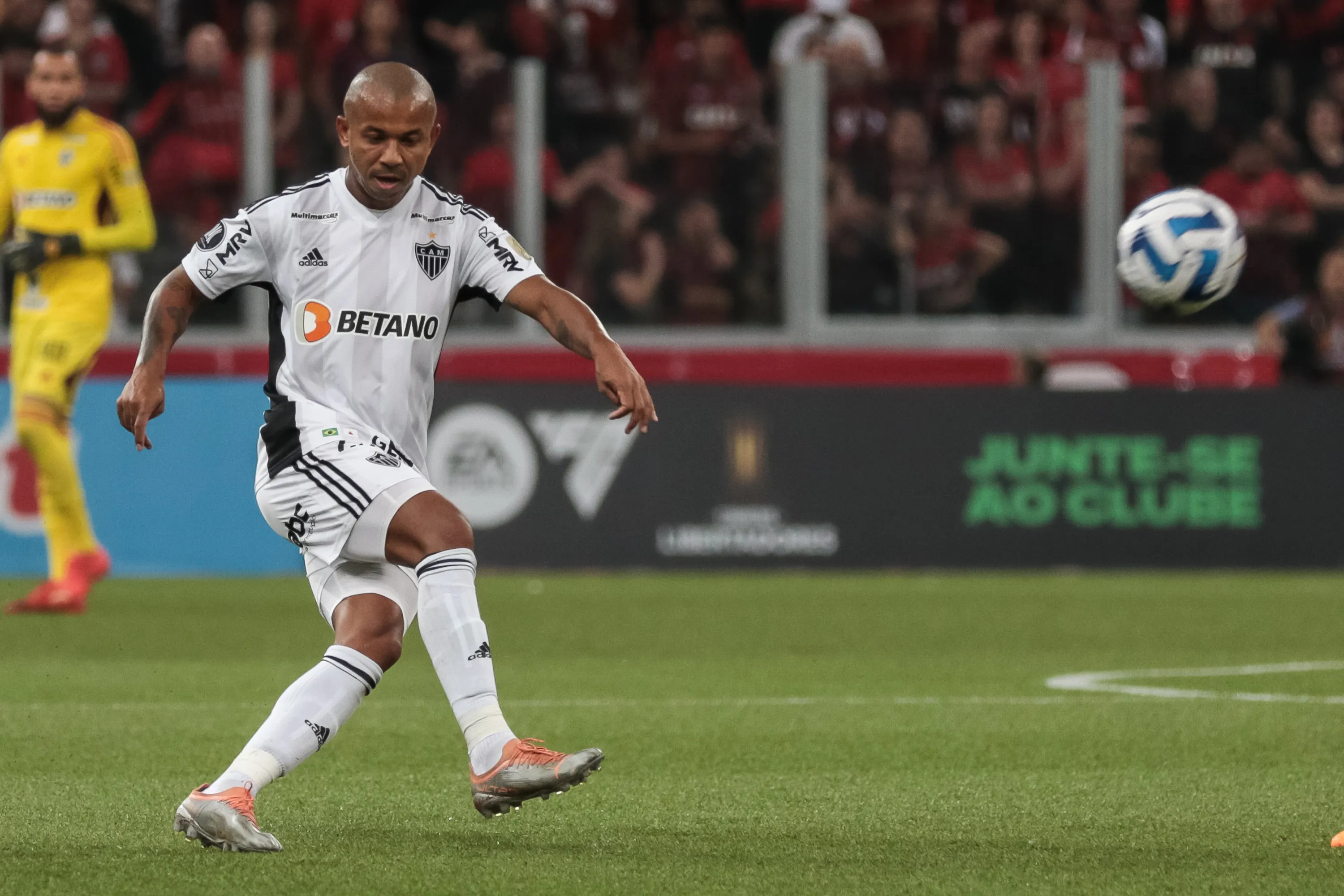 Foto: Robson Mafra/AGIF – Mariano