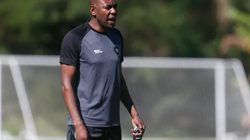 Foto: Vítor Silva/Botafogo - Caçapa se despede do Fogão.