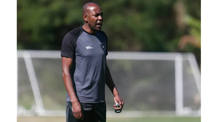 Foto: Vítor Silva/Botafogo - Caçapa se despede do Fogão.