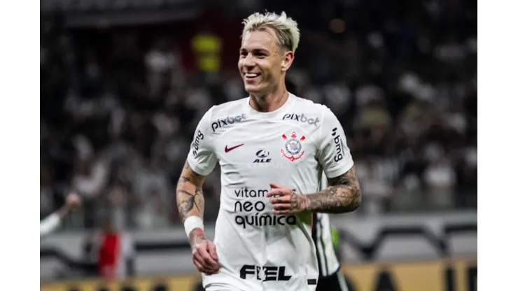 Foto: Fernando Moreno/AGIF - Roger Guedes fala sobre nova contratação do Corinthians.