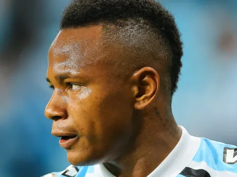 QUER ELE? Campaz 'deita no Rosario' e torcida do Grêmio dispara na web 