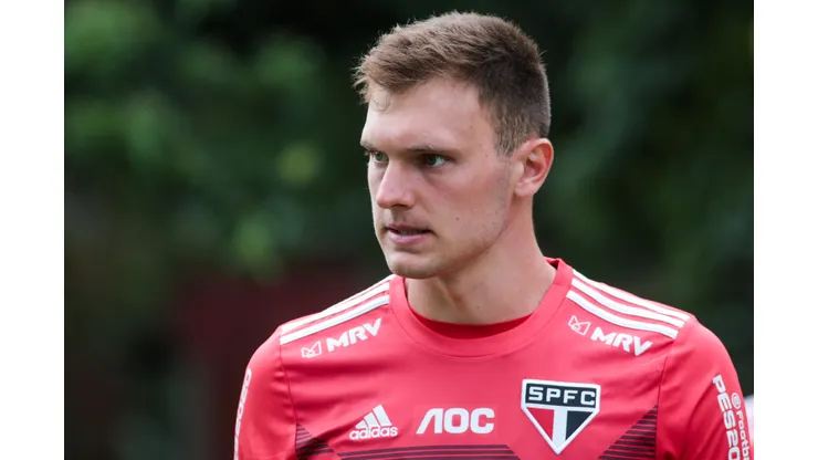 Foto: Marcello Zambrana/AGIF - Vacilo do São Paulo com Perri vem à tona