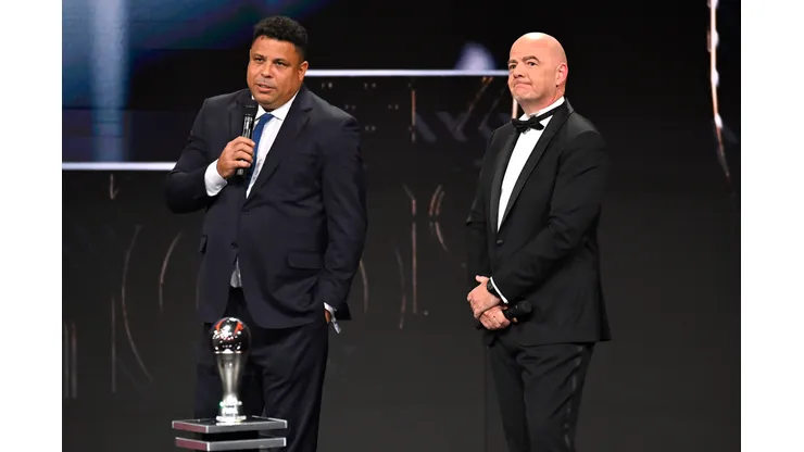PARIS, FRANCE - FEBRUARY 27: Ronaldo speaks to the audience as Gianni Infantino, President of FIFA looks on during The Best FIFA Football Awards 2022 on February 27, 2023 in Paris, France. (Photo by Aurelien Meunier/Getty Images)