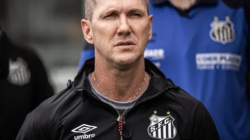 Fotos: Raul Baretta/ Santos FC - Paulo Turra comenta sobre provável chegada de Dodô.
