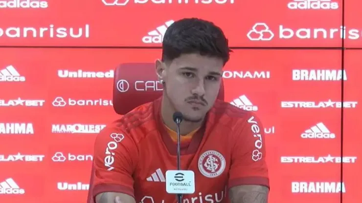 Rômulo manda a real sobre retorno de Gabriel e briga pela vaga no Internacional
