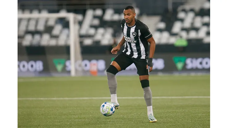 Foto: Vitor Silva/Botafogo - Marlon Freitas analisa início no Glorioso.