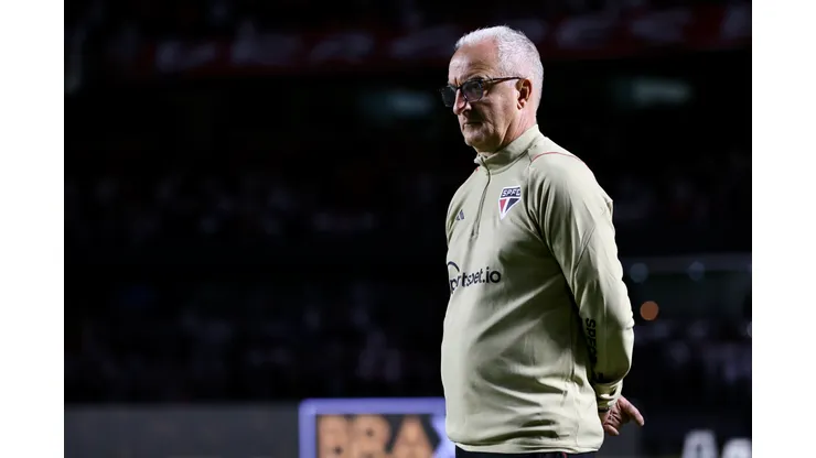 Foto: Marcello Zambrana/AGIF - Dorival Júnior fala sobre Alexandre Pato.